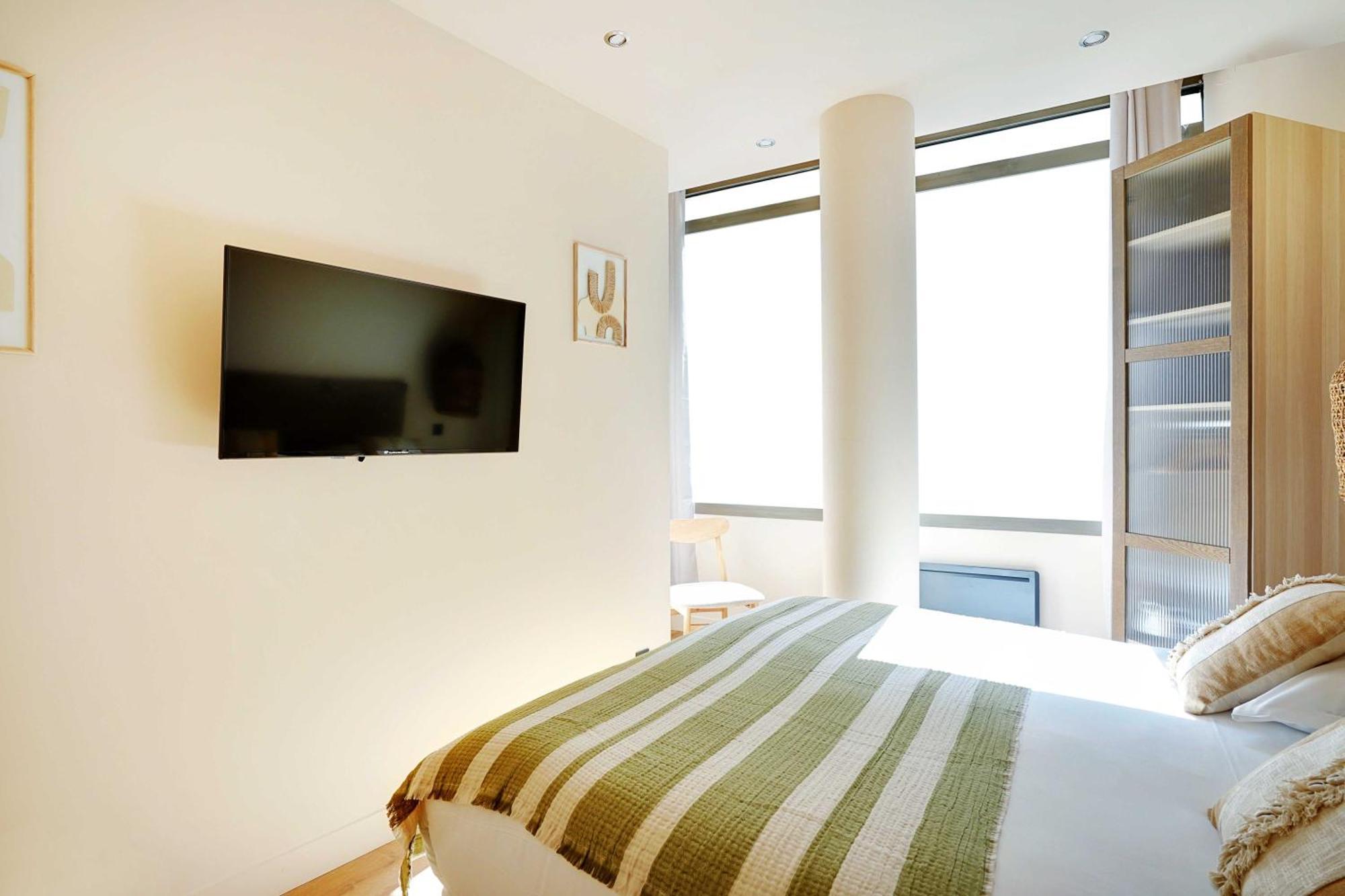 Appartement Refurbished - 2bd-8p - Place D'italie *