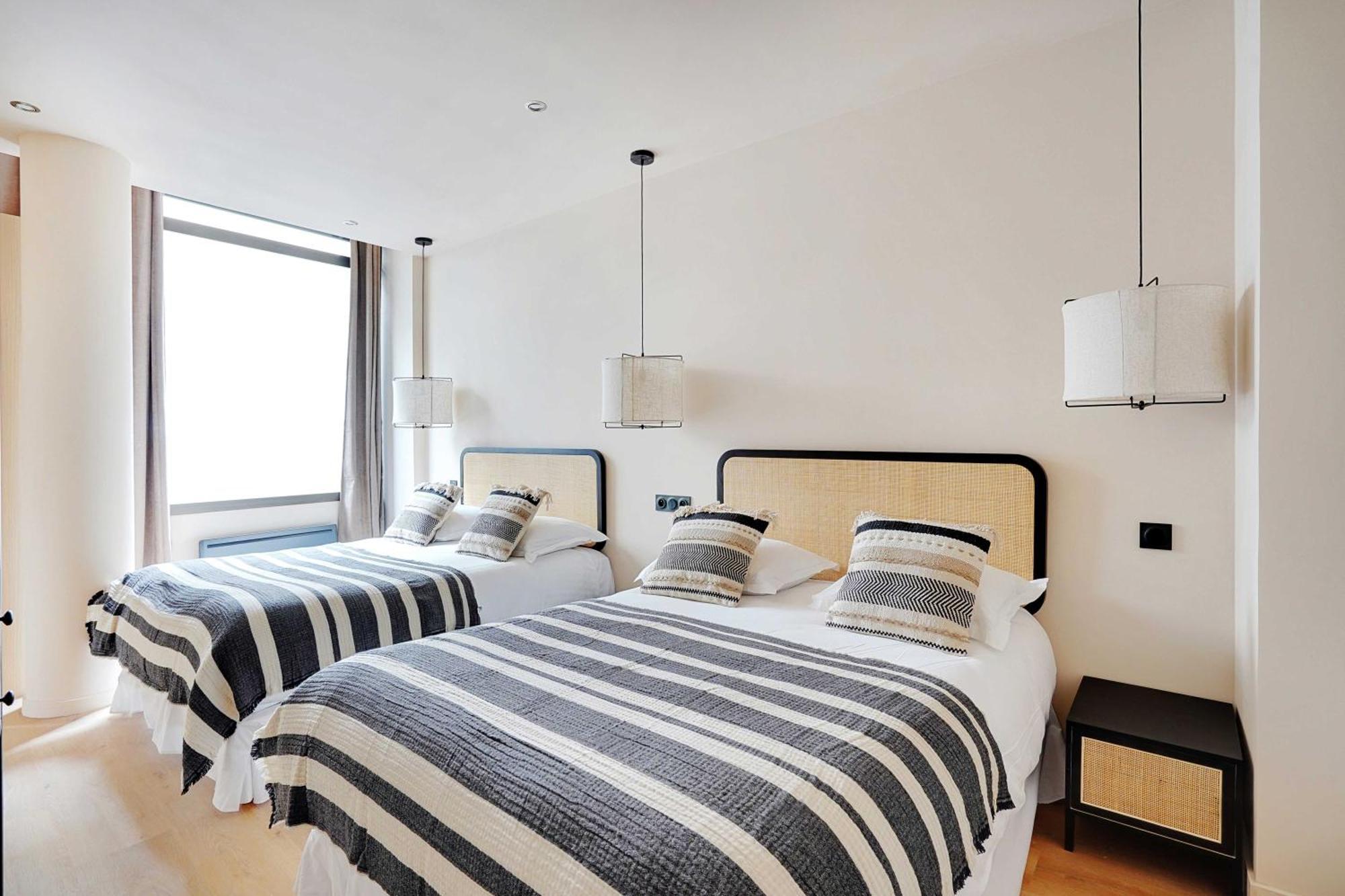 Refurbished - 2bd-8p - Place D'italie Apartment *